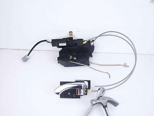 深圳配汽車鑰匙遙控