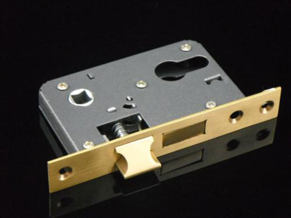 廣州汽車開鎖配鑰匙電話